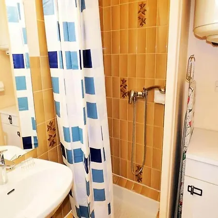 Studio For 2 People